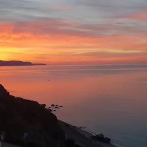 https://blue-dream.1costadelsol.com