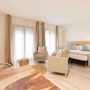 https://bravissimo-ginesta-1-2-studio-apartment.catalonia-hotels.com